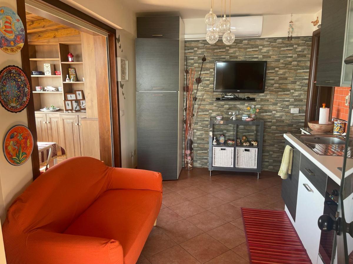Ferienwohnung Casa Vacanze Cuzari Letojanni Exterior foto