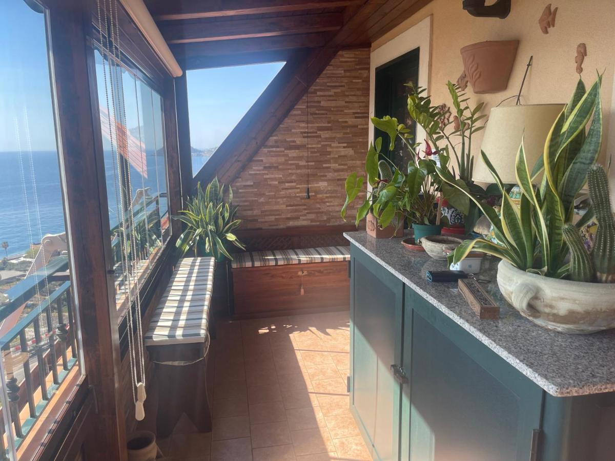 Ferienwohnung Casa Vacanze Cuzari Letojanni Exterior foto